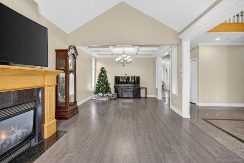 7611 Mccallan Road, Richmond, BC 
