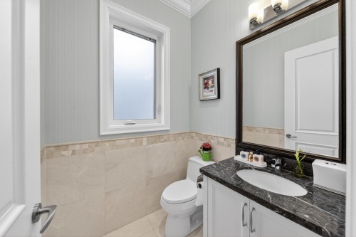 3285 12Th Avenue W, Vancouver, BC 