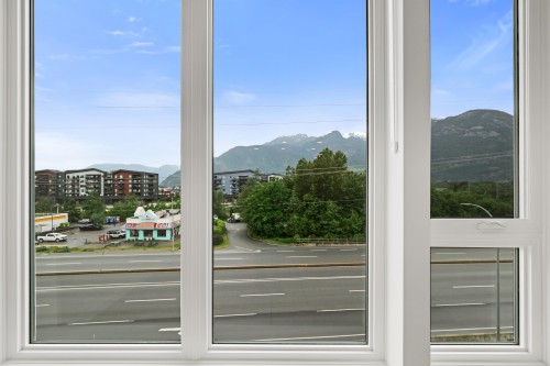 401-1500 Scott Crescent, Squamish, BC 