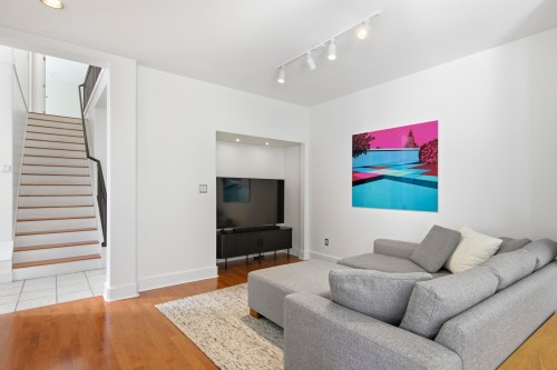 5780 Cranley Drive, West Vancouver, BC 