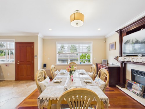 6807 Burns Street, Burnaby, BC 