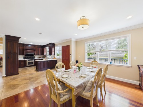 6807 Burns Street, Burnaby, BC 