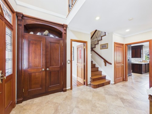 6807 Burns Street, Burnaby, BC 