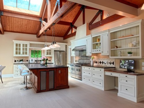 366 Keith Road, West Vancouver, BC 