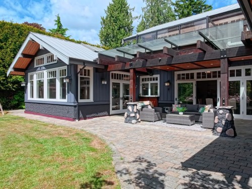 366 Keith Road, West Vancouver, BC 