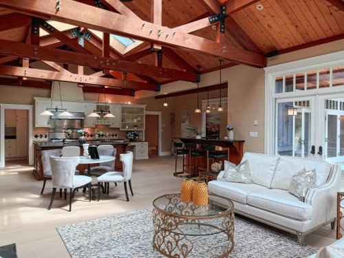 366 Keith Road, West Vancouver, BC 