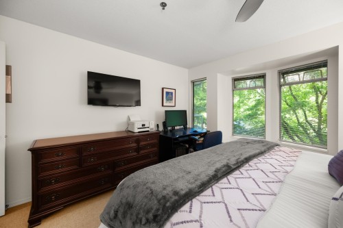 410-6737 Station Hill Court, Burnaby, BC 