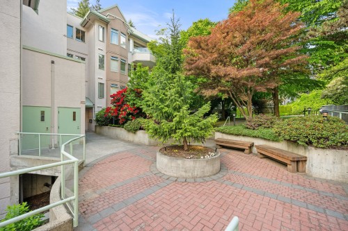410-6737 Station Hill Court, Burnaby, BC 