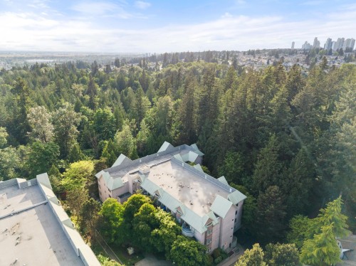 410-6737 Station Hill Court, Burnaby, BC 