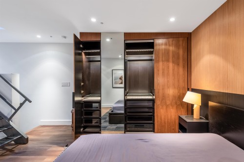 Ph6-869 Beatty Street, Vancouver, BC - Indoor Photo Showing Bedroom