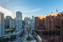 PH2015-68 Smithe Street Vancouver, BC V6B 0P4