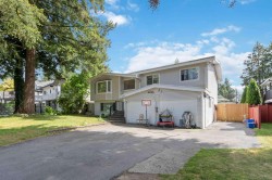 19536 118b Avenue Pitt Meadows, BC V3Y 1L3