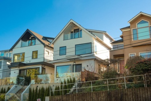 4426 4Th Avenue W, Vancouver, BC 