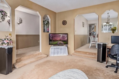 1304 Hornby Street, Coquitlam, BC 