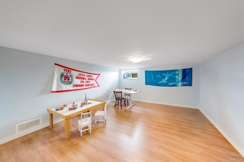 1140 20Th Street W, North Vancouver, BC 
