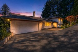 670 St. Andrews Road  West Vancouver, BC V7S 1V6