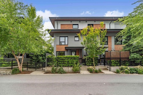 42-528 2Nd Street E, North Vancouver, BC - Outdoor With Facade