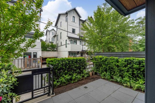 42-528 2Nd Street E, North Vancouver, BC - Outdoor With Balcony