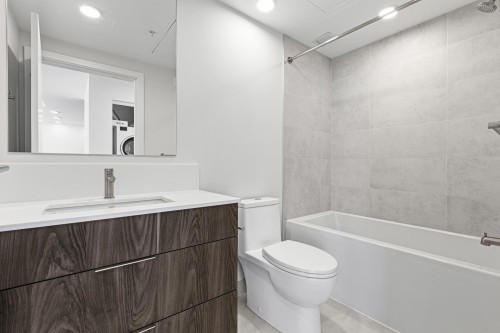 202-3590 39Th Avenue W, Vancouver, BC 