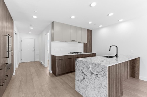 202-3590 39Th Avenue W, Vancouver, BC 