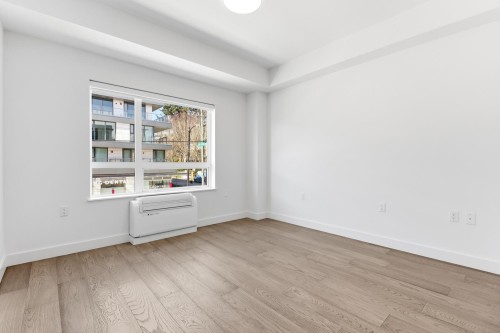 202-3590 39Th Avenue W, Vancouver, BC 