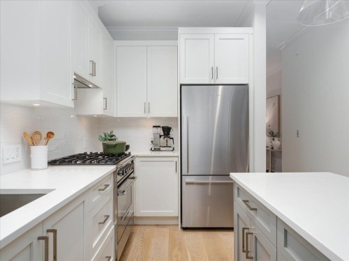 4448 8Th Avenue W, Vancouver, BC 