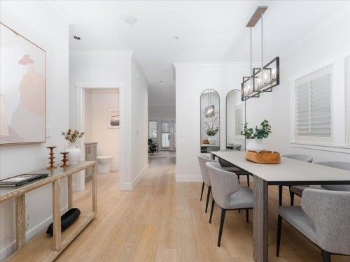 4448 8Th Avenue W, Vancouver, BC 