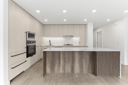 205-3590 39Th Avenue W, Vancouver, BC 