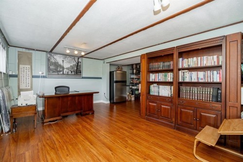6830 Curtis Street, Burnaby, BC 