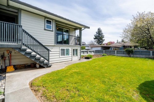 6830 Curtis Street, Burnaby, BC 