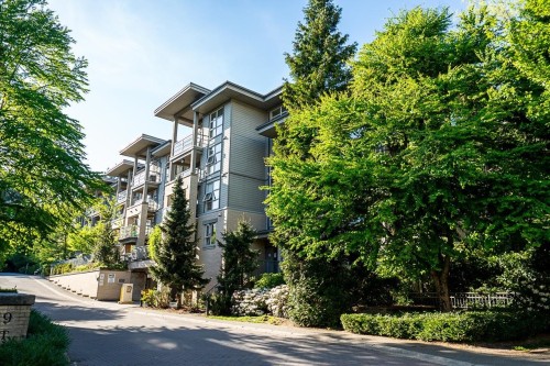 516-9319 University Crescent, Burnaby, BC - Outdoor