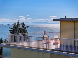801-2187 Bellevue Avenue  West Vancouver, BC V7V 1C2