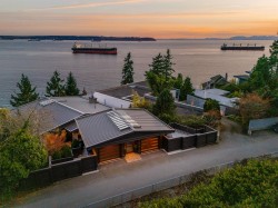 3673 Sunset Lane  West Vancouver, BC V7V 0A9