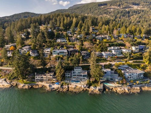 3673 Sunset Lane, West Vancouver, BC 