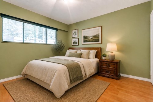 1555 Burrill Avenue, North Vancouver, BC 