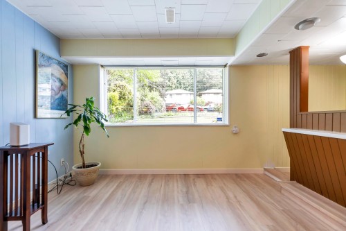 1555 Burrill Avenue, North Vancouver, BC 