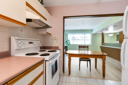 1555 Burrill Avenue, North Vancouver, BC 