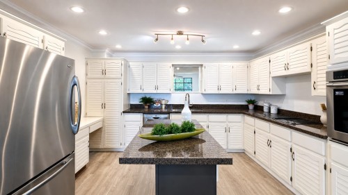 1277 Charter Hill Drive, Coquitlam, BC 