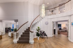 4702 Stahaken Court Tsawwassen, BC V4M 4B9