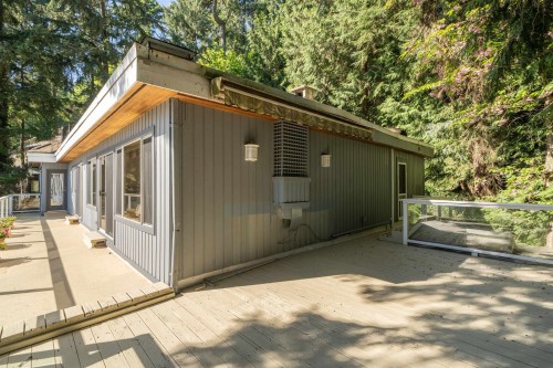3897 Bayridge Avenue, West Vancouver, BC 