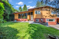 3091 Lazy A Street  Coquitlam, BC V3C 3N8