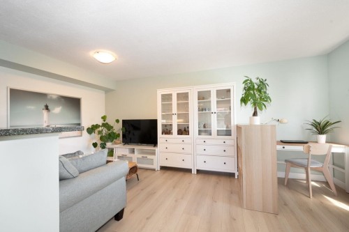 1-7179 18Th Avenue, Burnaby, BC 