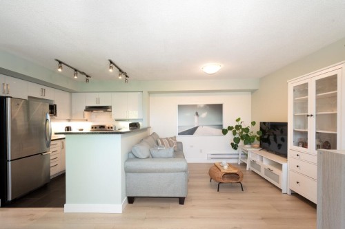1-7179 18Th Avenue, Burnaby, BC 