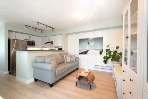 1-7179 18Th Avenue, Burnaby, BC 