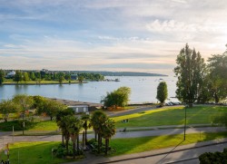 306-1311 Beach Avenue  Vancouver, BC V6E 1V6