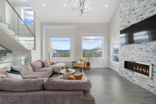 25540 Godwin Drive, Maple Ridge, BC 
