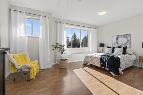 98 Linden Court, Port Moody, BC - Indoor Photo Showing Bedroom
