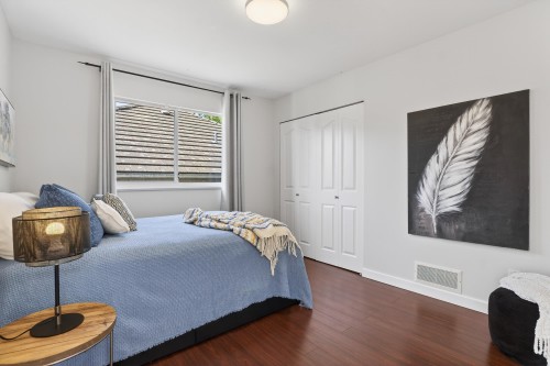 98 Linden Court, Port Moody, BC - Indoor Photo Showing Bedroom