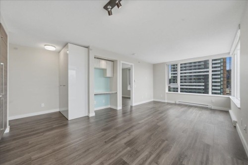 2102-602 Como Lake Avenue, Coquitlam, BC 