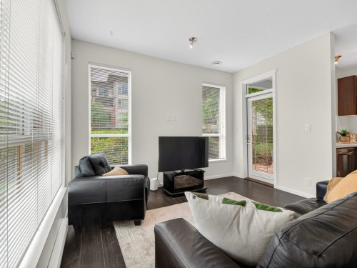 102-3107 Windsor Gate, Coquitlam, BC 